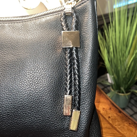 Michael Kors Purse - Picture 7 of 8